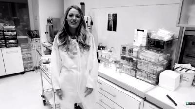 Click to view full size image
==============
blakelively_loreal_0360.jpg blakelively_loreal_0360.jpg