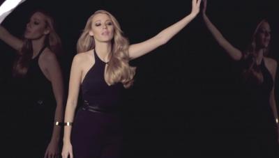 Click to view full size image
==============
blakelively_loreal_0111.jpg blakelively_loreal_0111.jpg