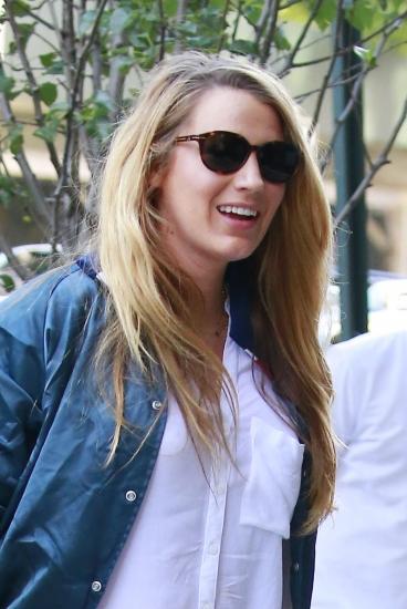 picturepub-blakelively10.jpg
