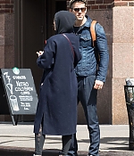 blake-lively-and-ryan-reynolds-out-and-about-in-new-york-03-30-2017_5.jpg