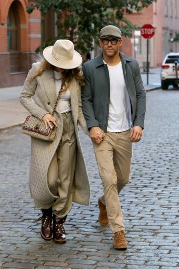 Click to view full size image
==============
54399463_bl-2.jpg 54399463_bl-2.jpg