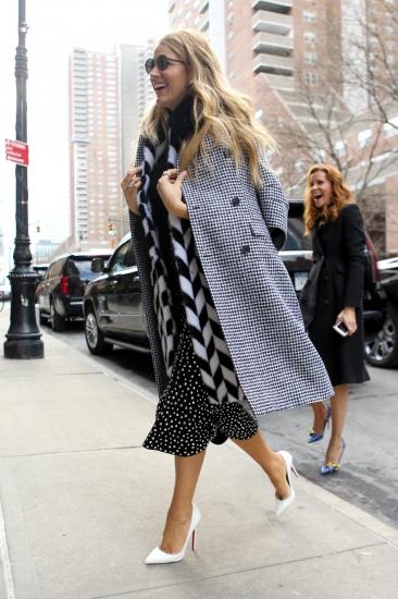 Instar_Blake_Lively_In_NYC_10011171332.jpg