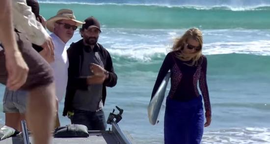 Click to view full size image
==============
blakelively-interview02340.jpg blakelively-interview02340.jpg