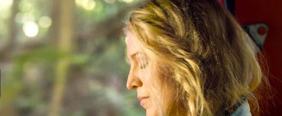 theshallows-blakelively-00143.jpg