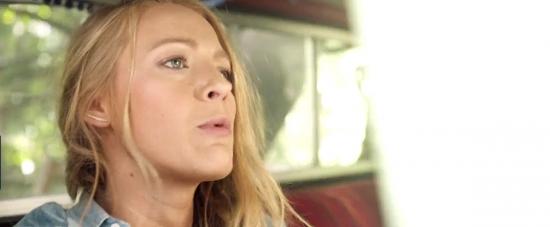 theshallows-blakelively-00153.jpg