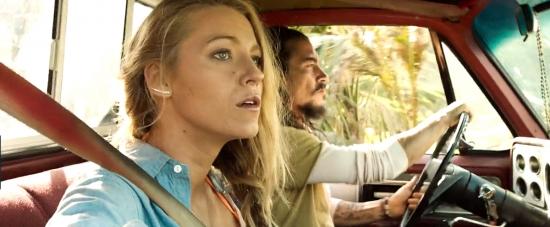 theshallows-blakelively-00240.jpg