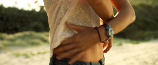 theshallows-blakelively-00423.jpg