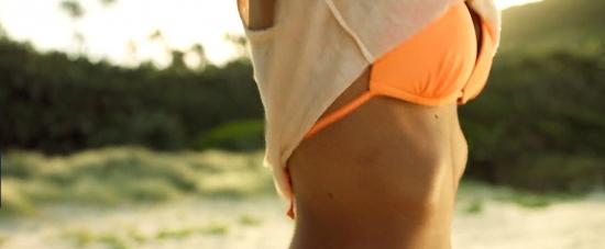 theshallows-blakelively-00424.jpg