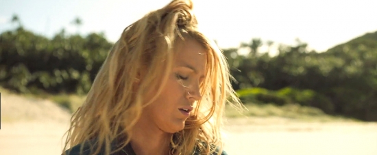 theshallows-blakelively-00456.jpg