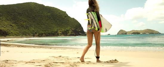 theshallows-blakelively-00472.jpg