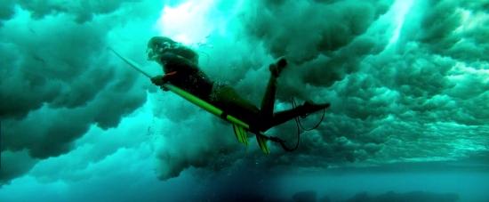 theshallows-blakelively-00534.jpg