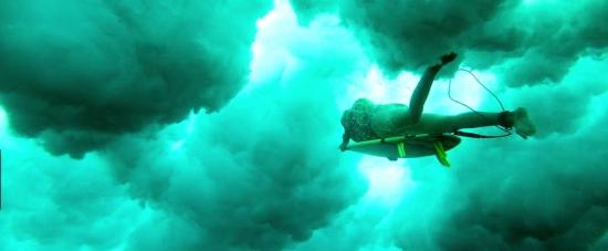 theshallows-blakelively-00536.jpg