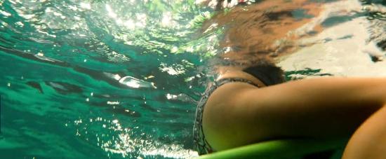 Click to view full size image
==============
theshallows-blakelively-01172.jpg theshallows-blakelively-01172.jpg