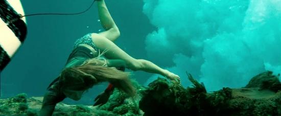 Click to view full size image
==============
theshallows-blakelively-01327.jpg theshallows-blakelively-01327.jpg