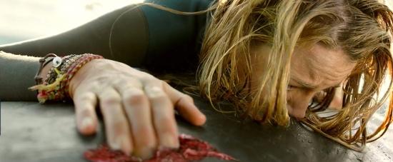 theshallows-blakelively-01465.jpg