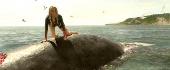 theshallows-blakelively-01511.jpg