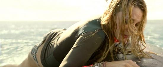 theshallows-blakelively-01521.jpg