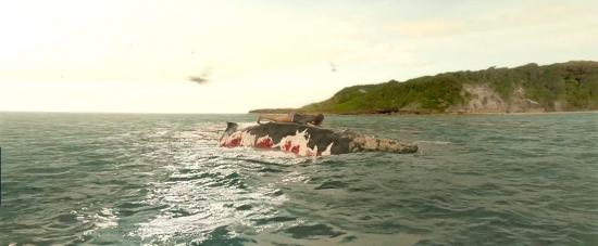 theshallows-blakelively-01552.jpg