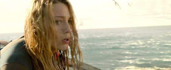 theshallows-blakelively-01574.jpg