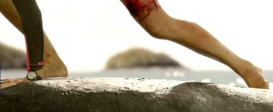 theshallows-blakelively-01594.jpg