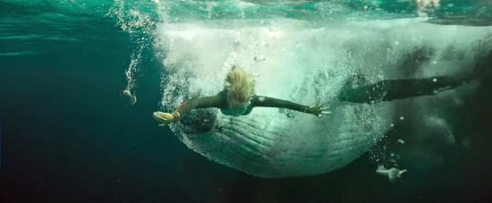 theshallows-blakelively-01601.jpg