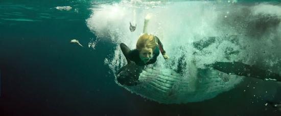 theshallows-blakelively-01602.jpg