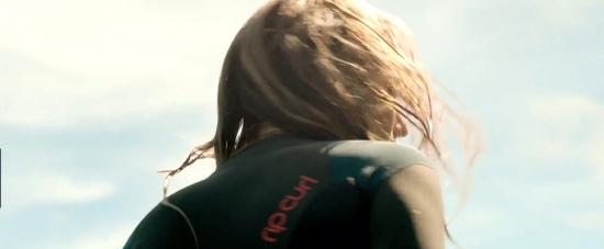 theshallows-blakelively-01698.jpg
