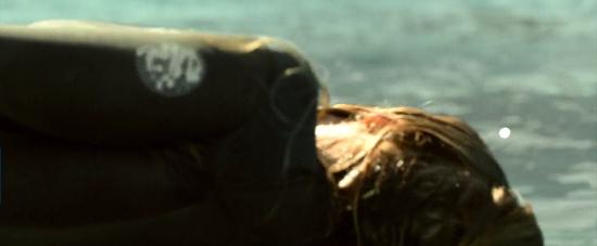 theshallows-blakelively-01719.jpg