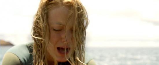 theshallows-blakelively-01924.jpg