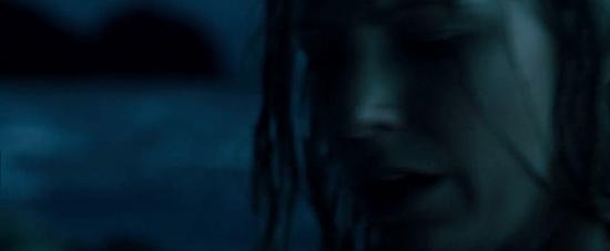 theshallows-blakelively-02122.jpg