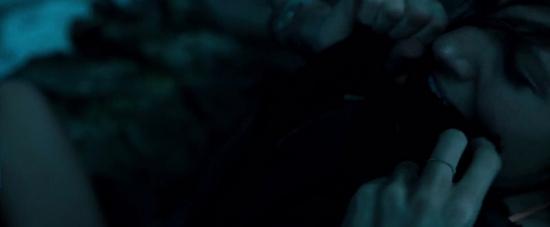 theshallows-blakelively-02126.jpg