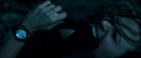 theshallows-blakelively-02128.jpg