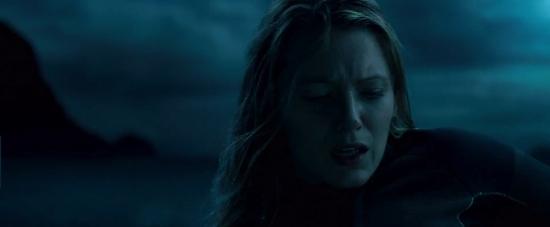 theshallows-blakelively-02162.jpg