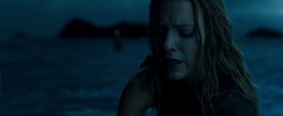 theshallows-blakelively-02206.jpg