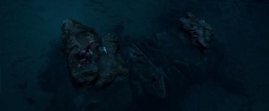 theshallows-blakelively-02342.jpg