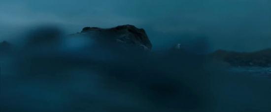 theshallows-blakelively-02453.jpg