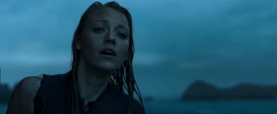 theshallows-blakelively-02516.jpg