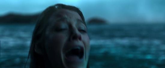 theshallows-blakelively-02639.jpg