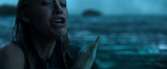 theshallows-blakelively-02640.jpg