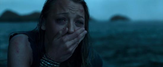 theshallows-blakelively-02748.jpg