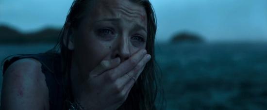 theshallows-blakelively-02750.jpg