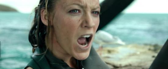 theshallows-blakelively-02860.jpg