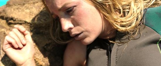 theshallows-blakelively-03017.jpg