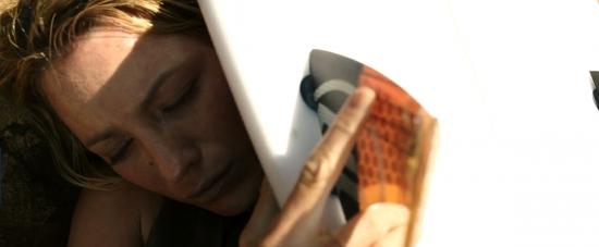 theshallows-blakelively-03054.jpg
