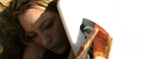 theshallows-blakelively-03056.jpg