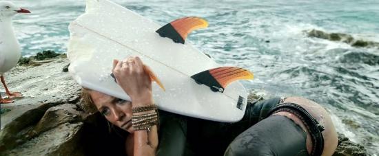 Click to view full size image
==============
theshallows-blakelively-03075.jpg theshallows-blakelively-03075.jpg
