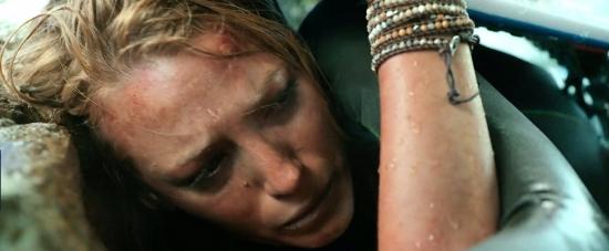 theshallows-blakelively-03084.jpg