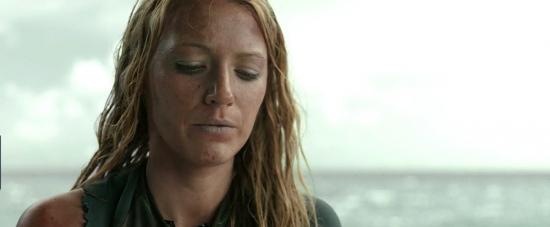 theshallows-blakelively-03159.jpg
