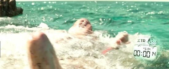 theshallows-blakelively-03283.jpg