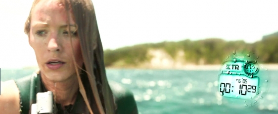 theshallows-blakelively-03354.jpg